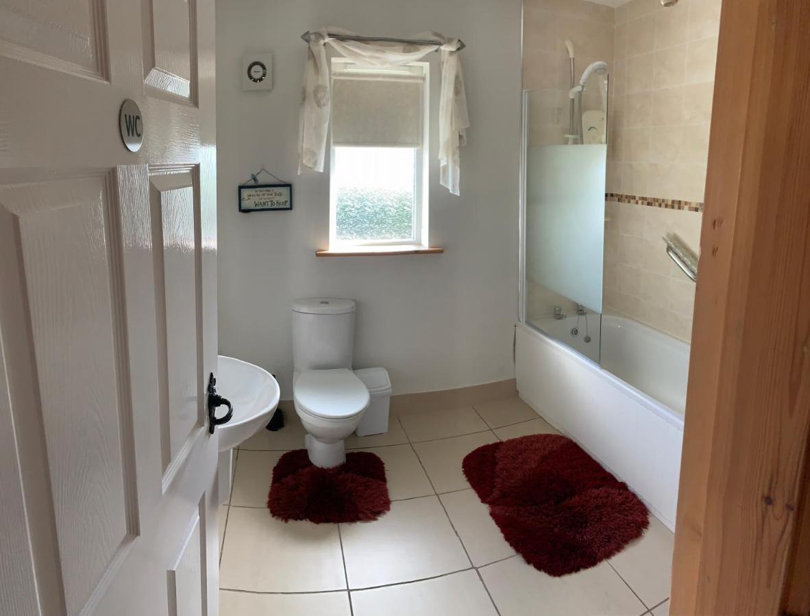 Causeway Coast Country Cottage, Pet-Friendly Ballycastle Exterior photo