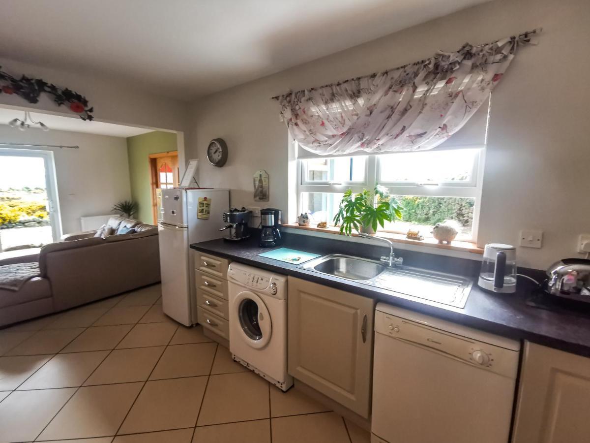 Causeway Coast Country Cottage, Pet-Friendly Ballycastle Exterior photo