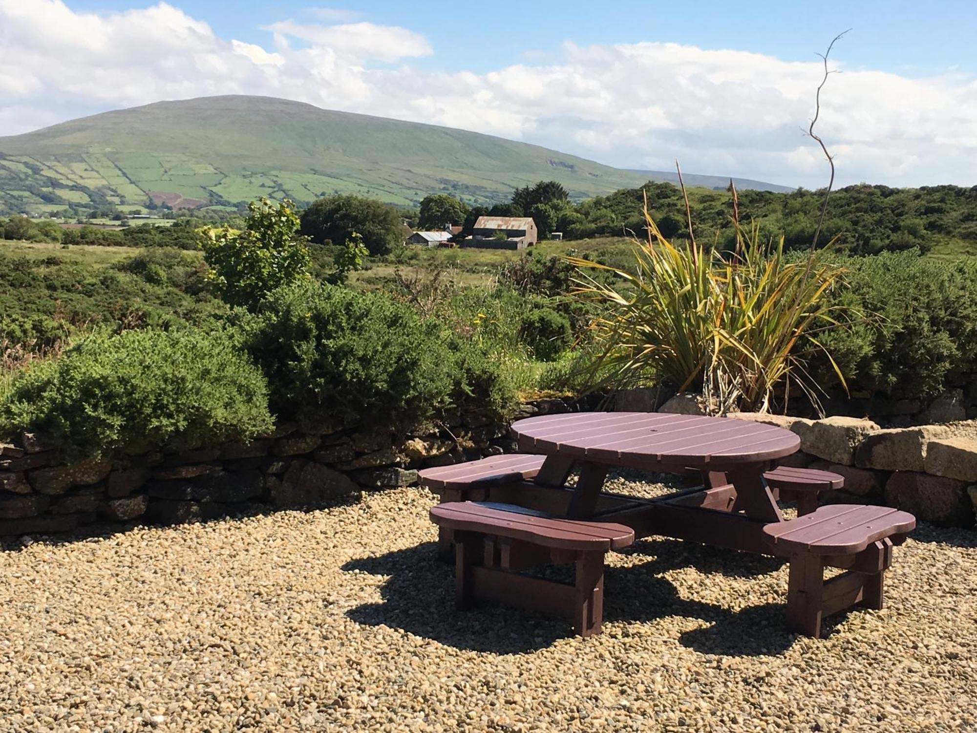 Causeway Coast Country Cottage, Pet-Friendly Ballycastle Exterior photo